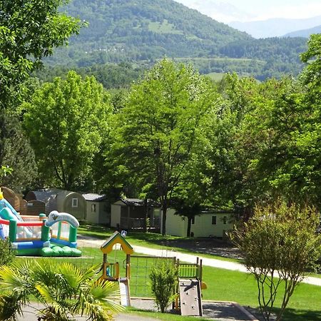 Camping - Piscine - Ccbaieb Montjoie-en-Couserans Esterno foto