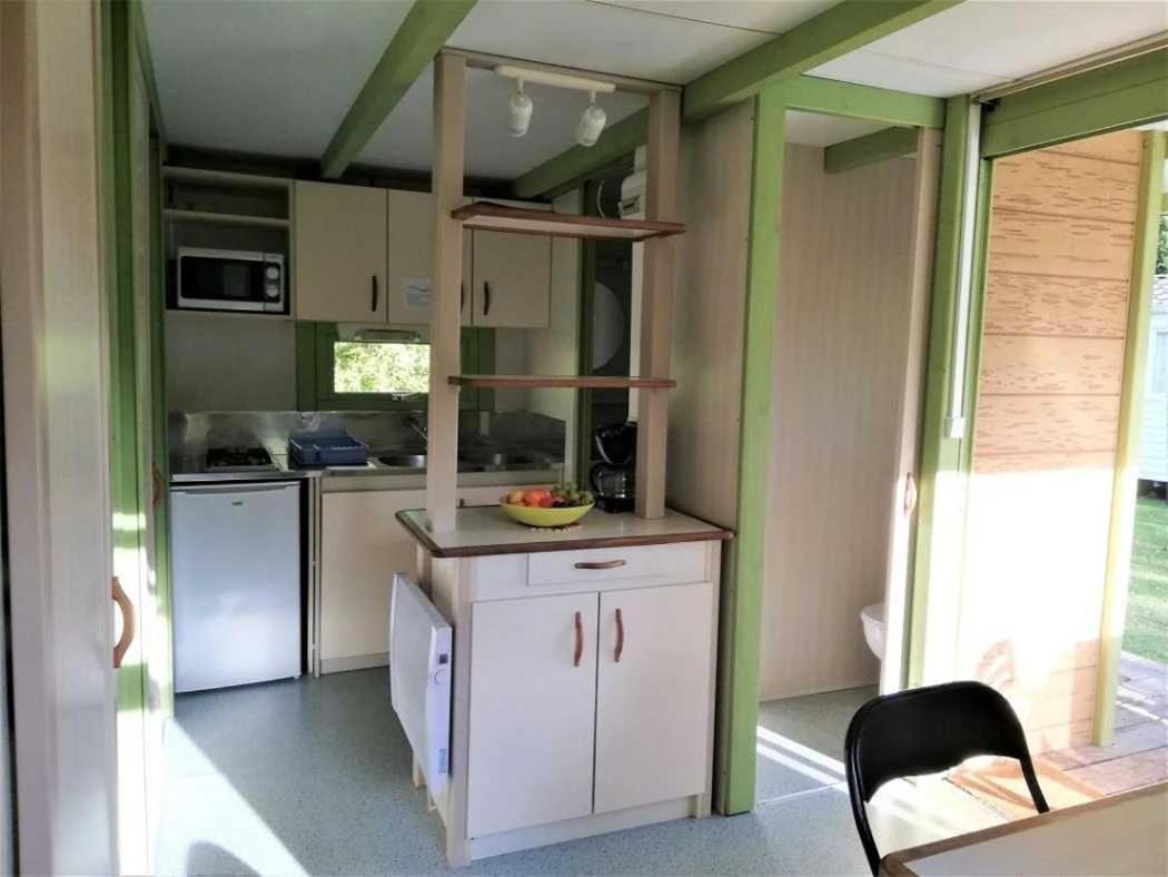 Camping - Piscine - Ccbaieb Montjoie-en-Couserans Esterno foto