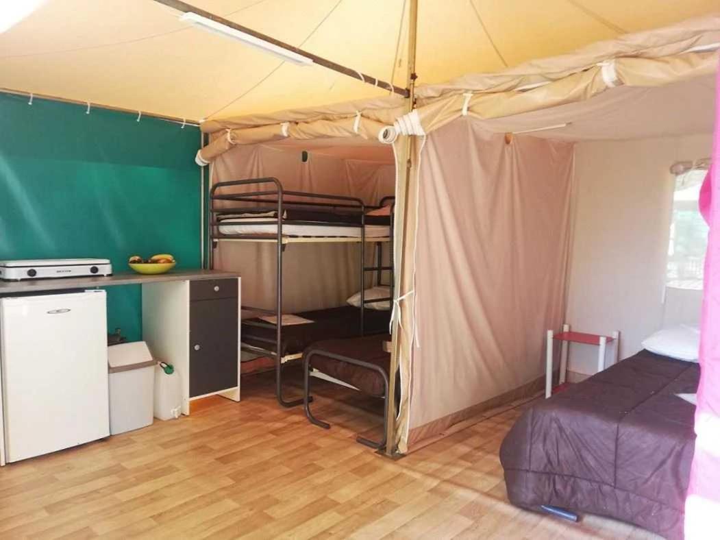 Camping - Piscine - Ccbaieb Montjoie-en-Couserans Esterno foto